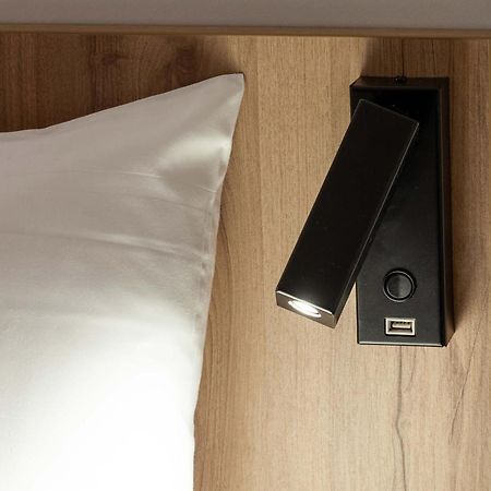 B&B Hotel Marseille Parc Chanot Εξωτερικό φωτογραφία