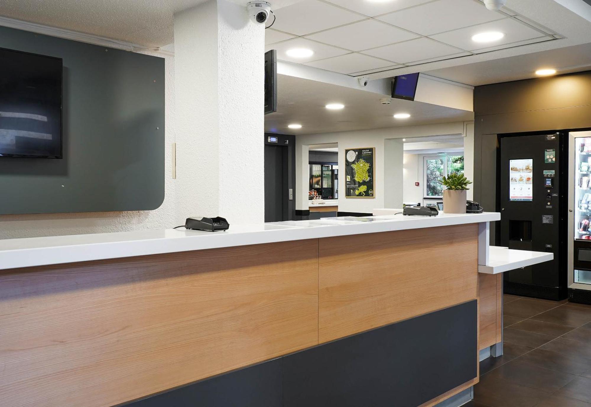 B&B Hotel Marseille Parc Chanot Εξωτερικό φωτογραφία